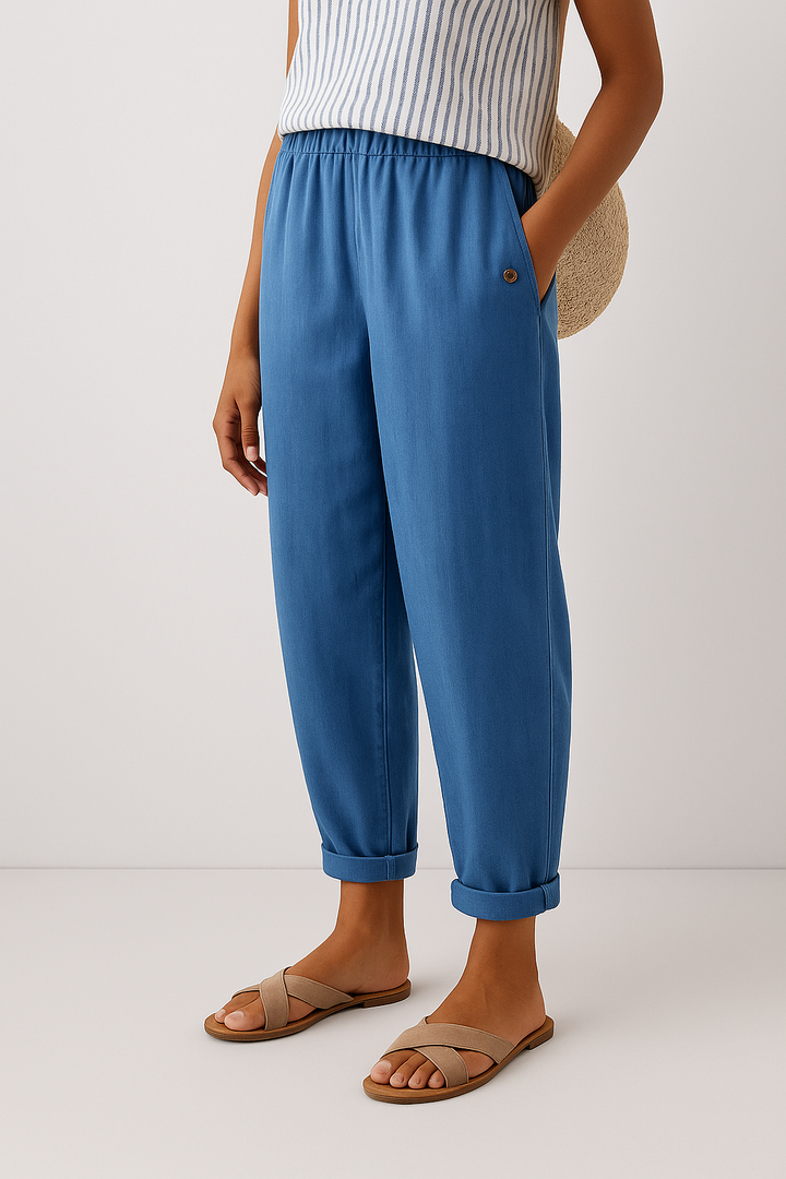 Women's Cropped Pants with Side Pockets and Straight Leg