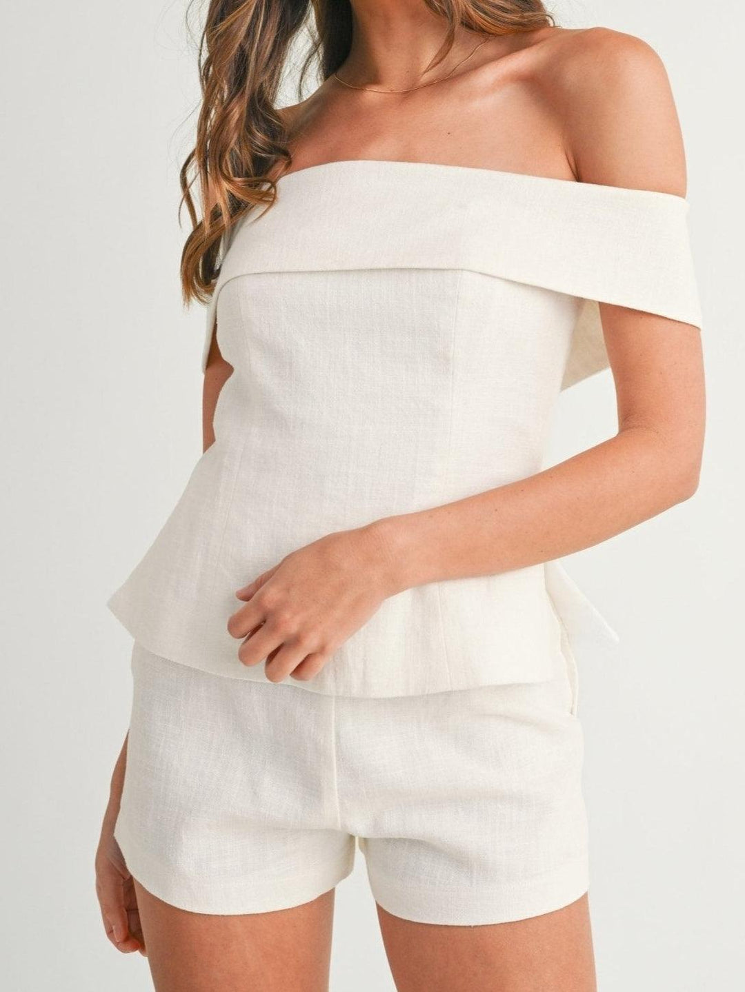 Women's Off Shoulder Two Piece Set with High Waist Shorts