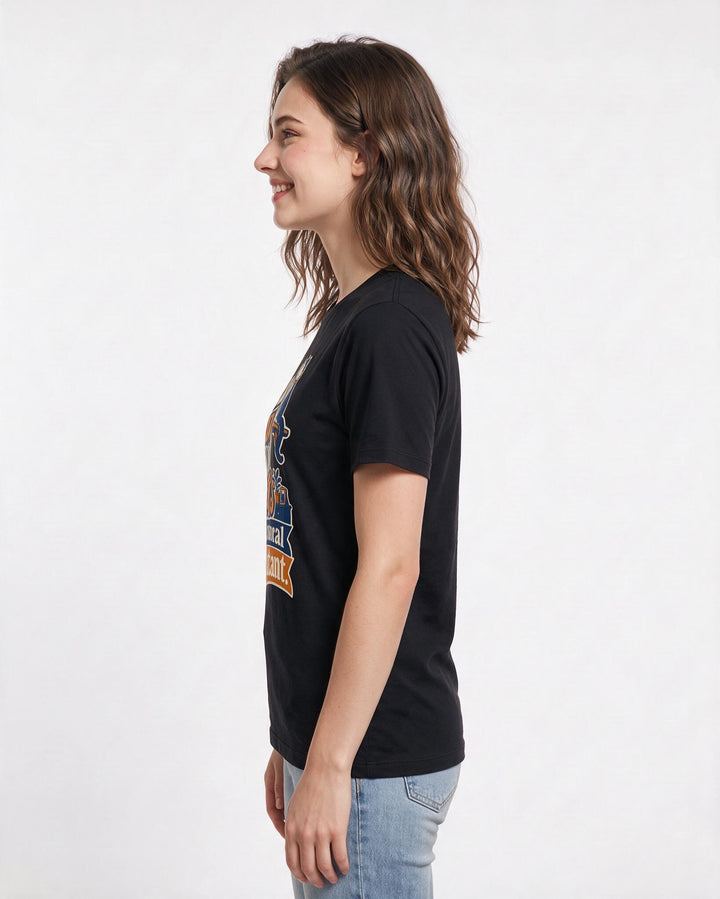 Cat Lover Women's Black T-Shirt – I am just my cat's personal assistant. product image 2
