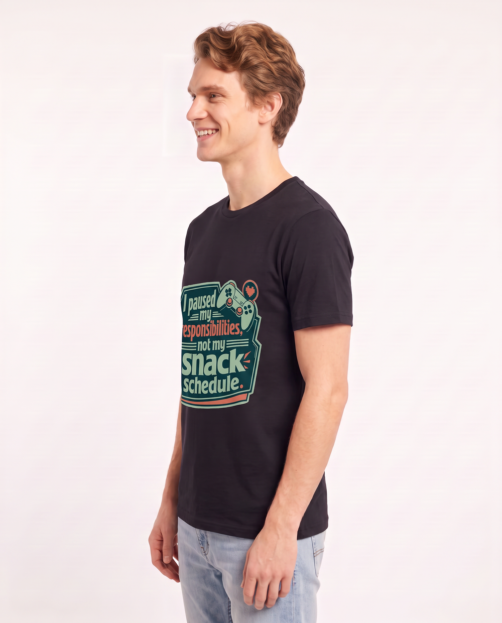 I paused my responsibilities, not my snack schedule. - Men's Black T-Shirt product image 3