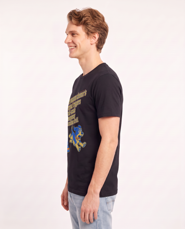 The vacuum cleaner's arrival triggers a full-scale emergency evacuation drill. Men's Black T-Shirt product image 3