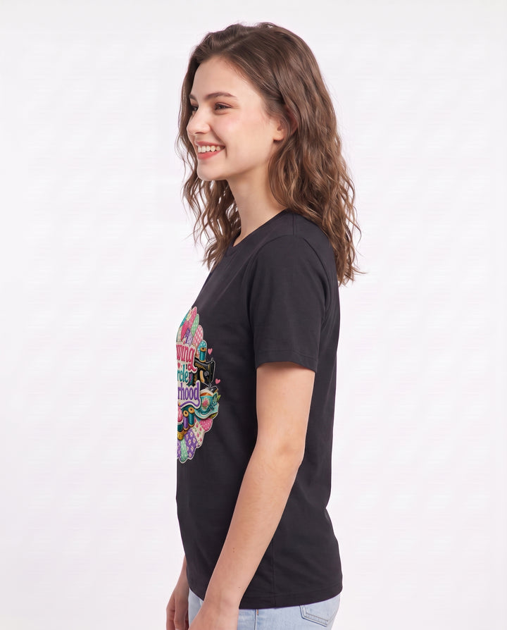 Sewing Circle Sisterhood Women's Black T-Shirt product image 3