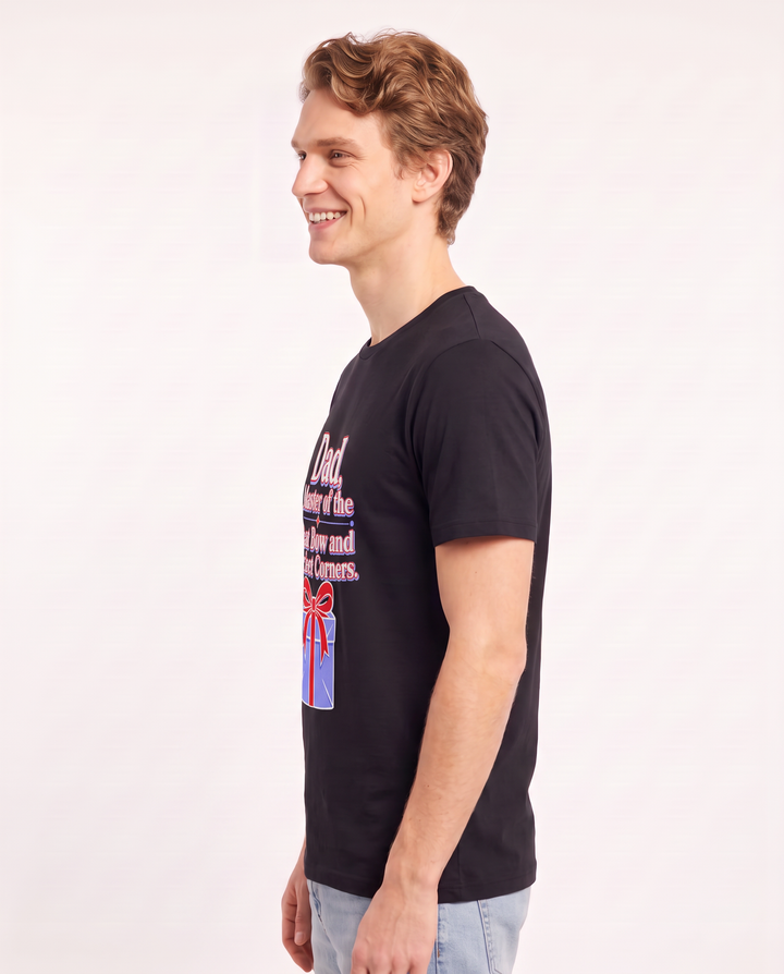 Dad, Master of the Neat Bow and Perfect Corners. Men's Black T-Shirt product image 3