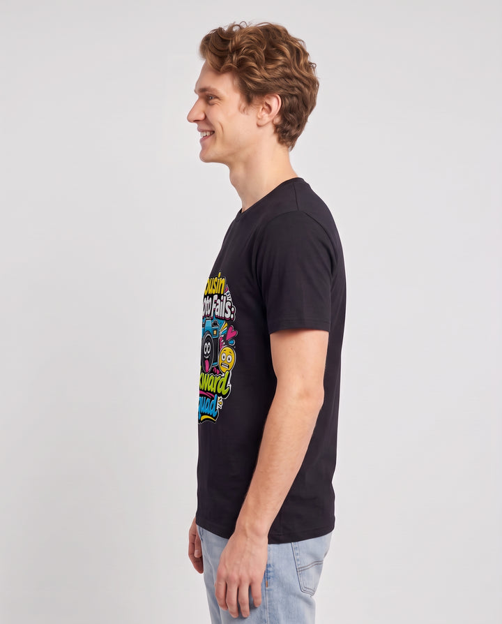 Cousin Photo Fails: Awkward Squad Men's Black T-Shirt product image 3