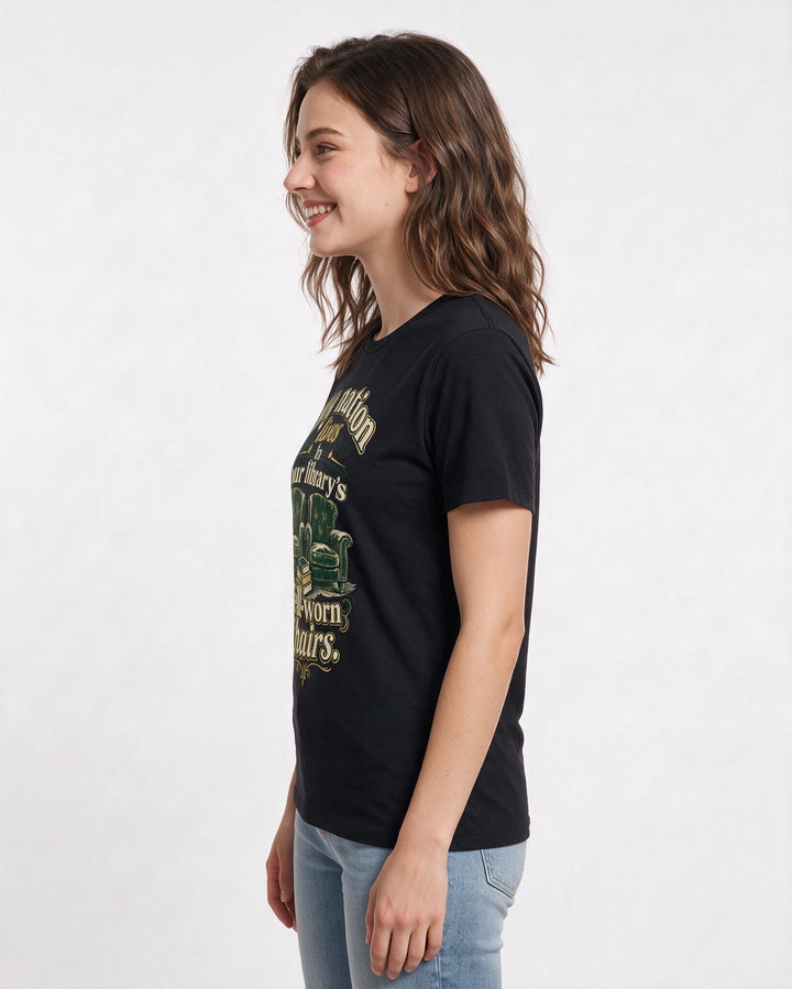 Patriotic Women's Black T-Shirt – My nation lives in our library's well-worn chairs product image 2
