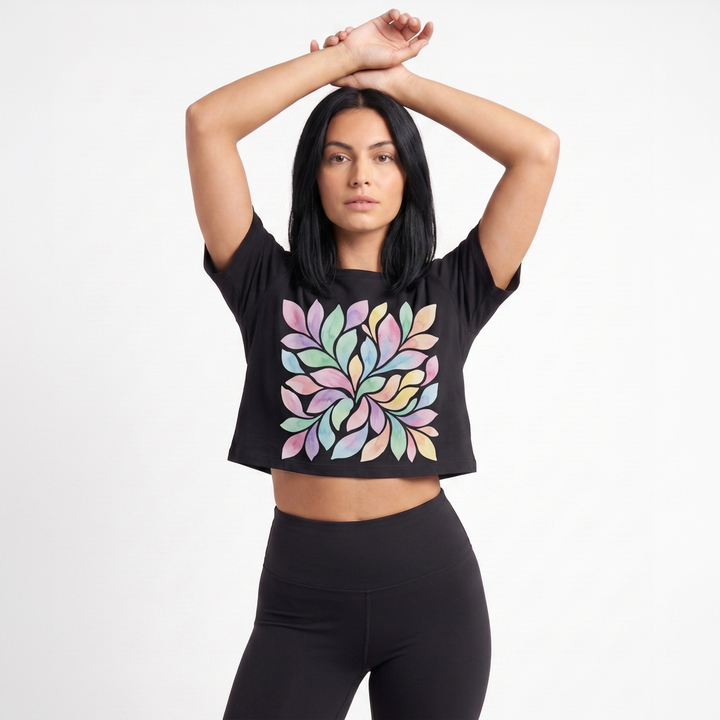 - Crop Top mockup 2