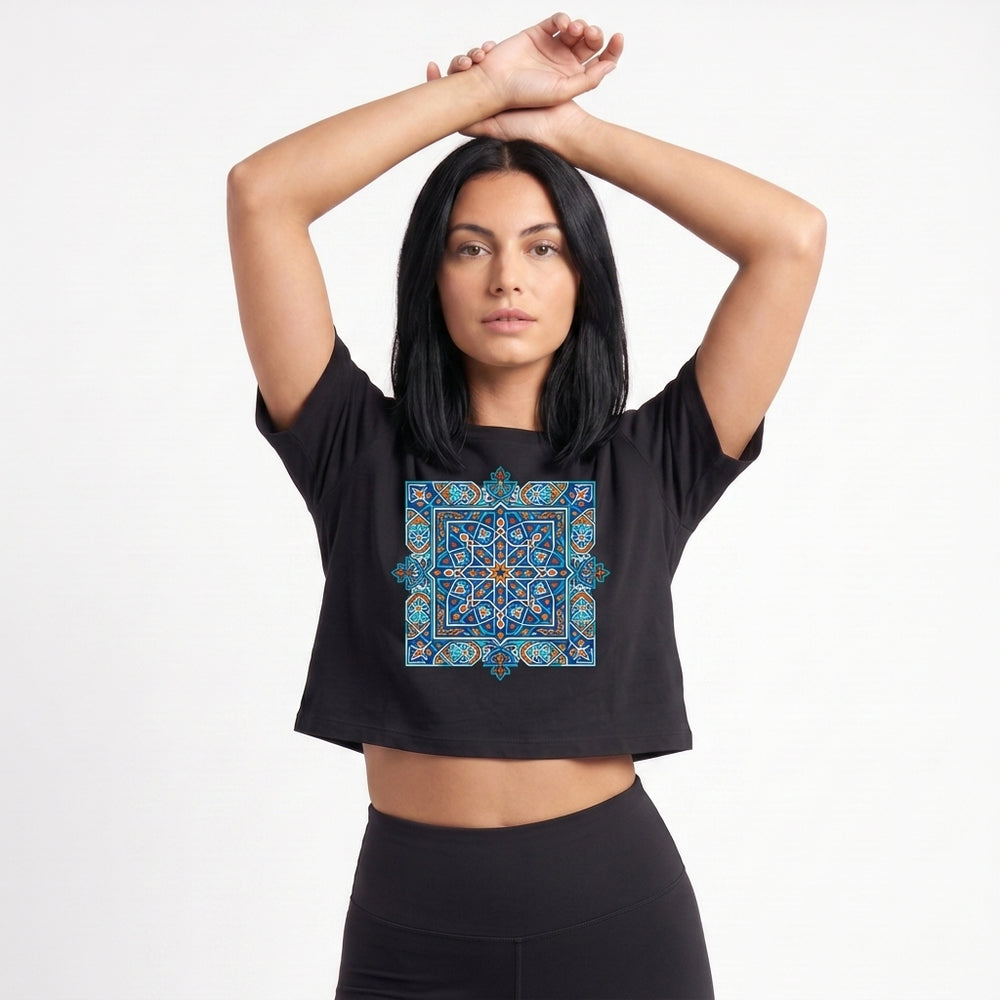 - Crop Top mockup 2