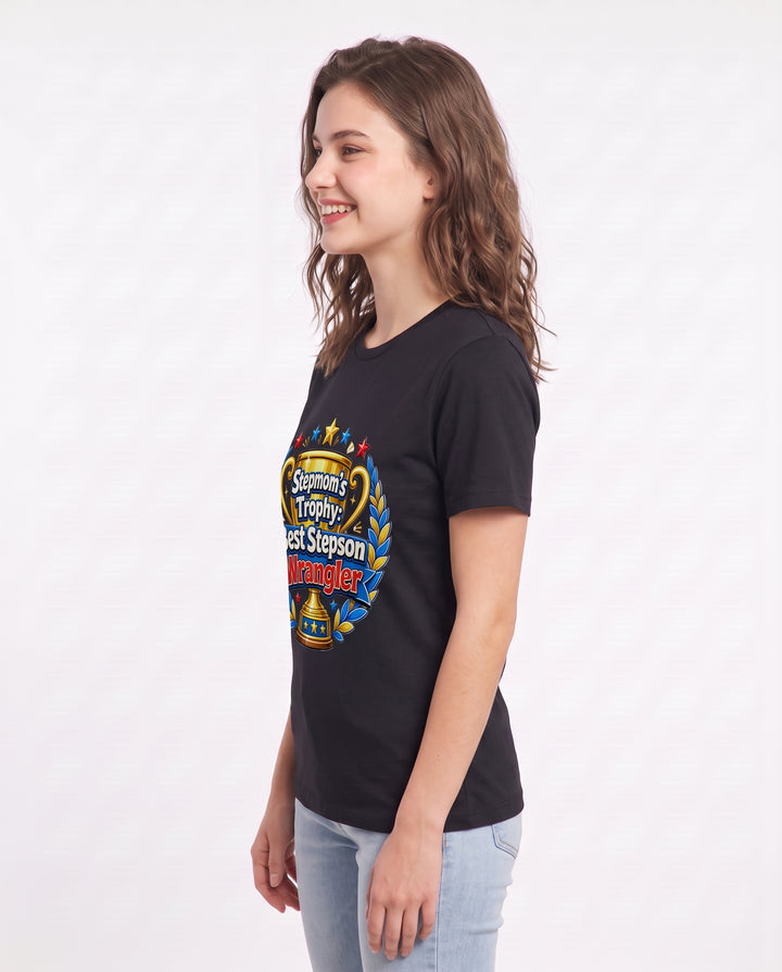 Stepmom's Trophy: Best Stepson Wrangler Women's Black T-Shirt product image 3